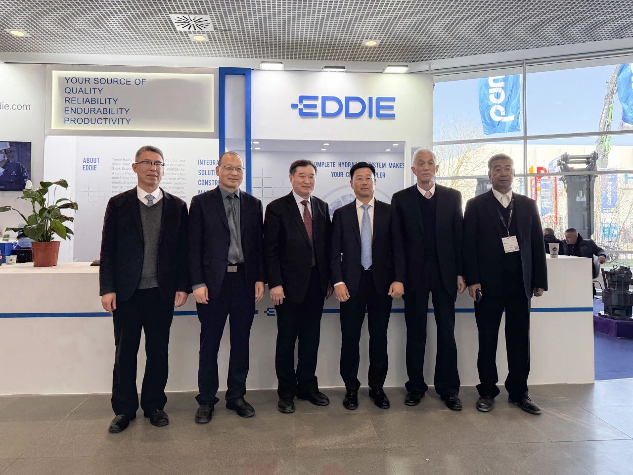 苏子孟会长等到访ag旗舰厅精密bauma 2025展台